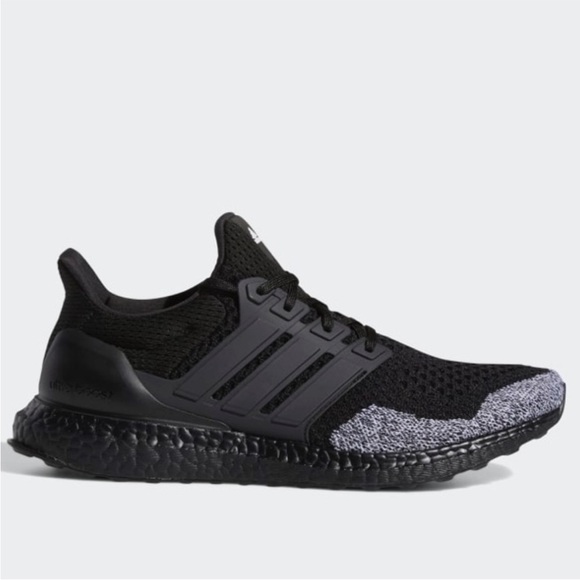 adidas UltraBOOST 1.0 DNA Oreo Toe - Picture 2 of 9